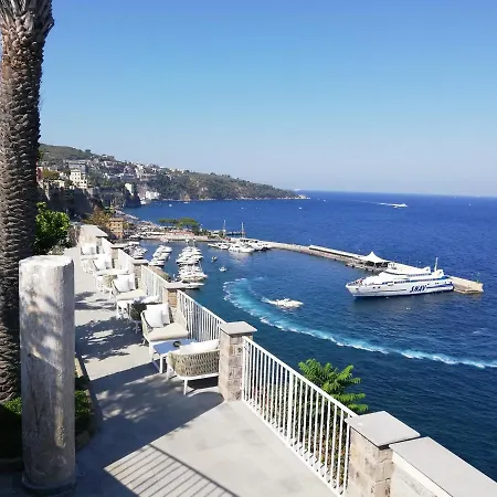 Gi Vicino Alla Stazione E Al Mare *